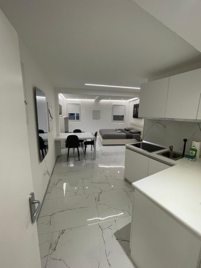 Taleda Apartments - Modern Apartments & Self Checkin In The Old Town Lugano Buitenkant foto