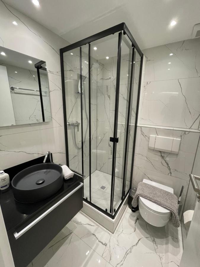 Taleda Apartments - Modern Apartments & Self Checkin In The Old Town Lugano Buitenkant foto